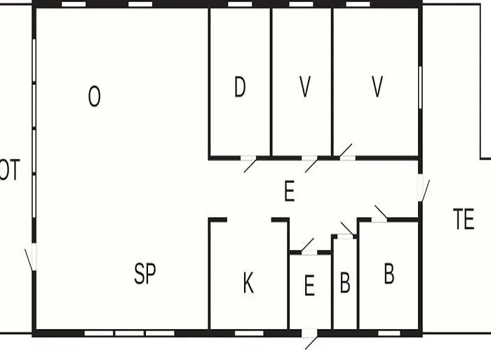 6 Person In Foldereid-by Traum